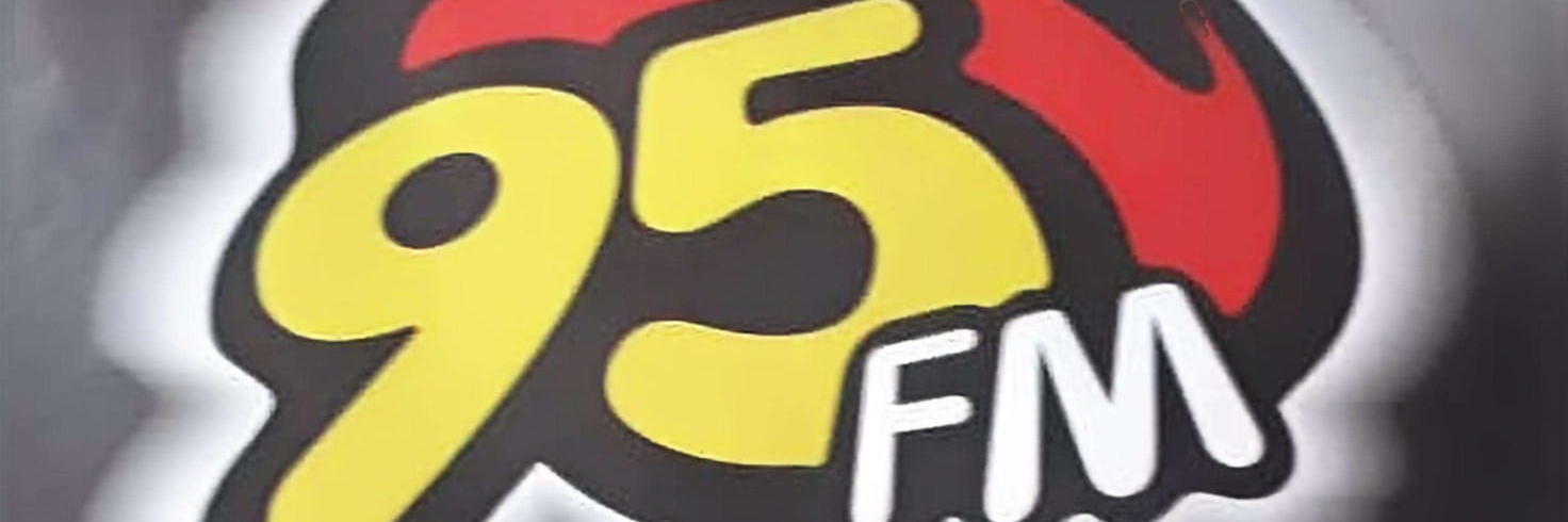 Todos os recursos de que você precisa para iniciar sua rádio na web hoje.